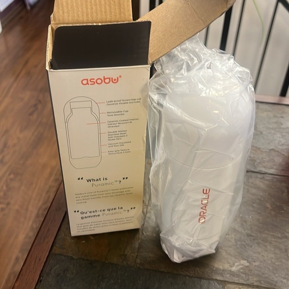 Asobu Orb Vacuum Insulated Bottle - White - Picture 6 of 7